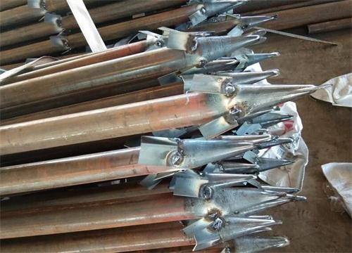 新巴尔虎左管棚钢花管