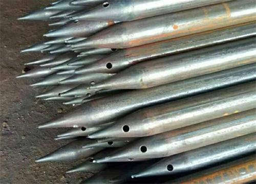 新巴尔虎左隧道钢花管现货